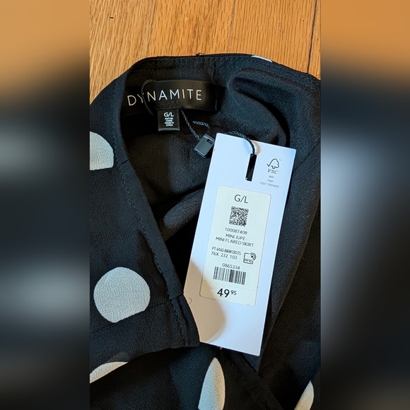 Black and Blue Mini Skater Skirt with Pleats - Picture 5 of 5